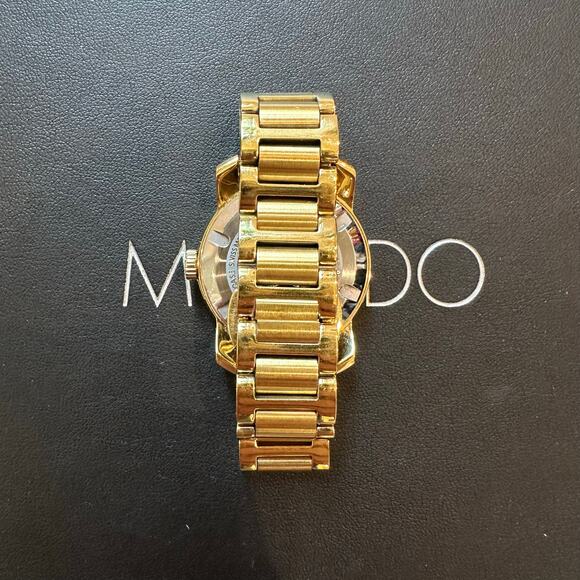 Movado BOLD Women's Stainless Steel Gold Tone Watch Roman Analog - Picture 6 of 9